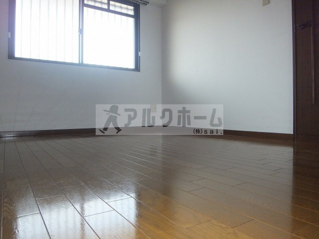 バンシャイン法善寺の洋室