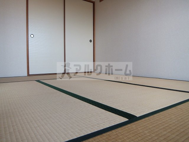 バンシャイン法善寺の和室