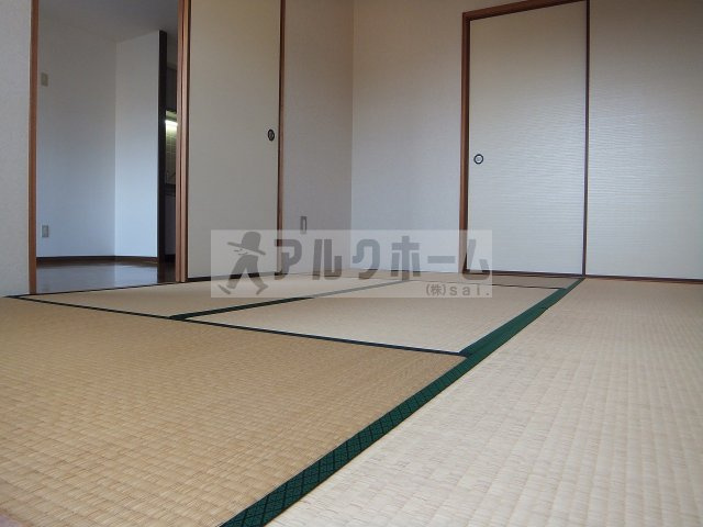 バンシャイン法善寺の和室