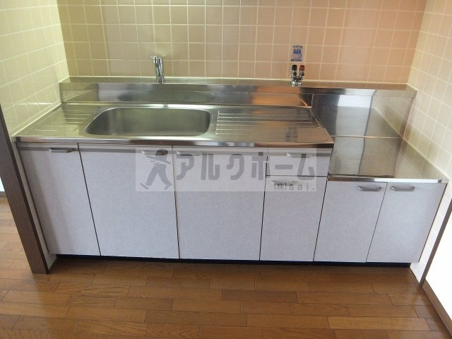 バンシャイン法善寺のキッチン