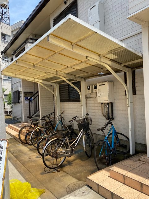 シティハイム　リーベのその他共用部分|屋根付き駐輪場