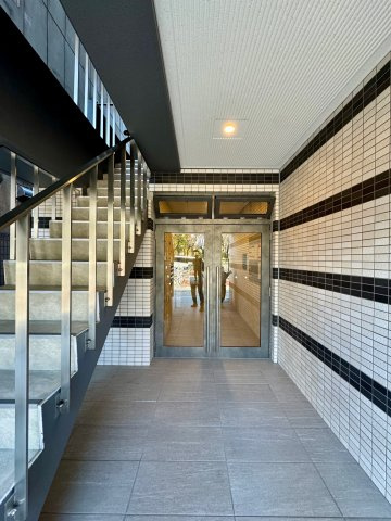 フォーゼ長居公園のエントランス