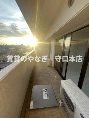 【バルコニー】 | LaDouceur門真