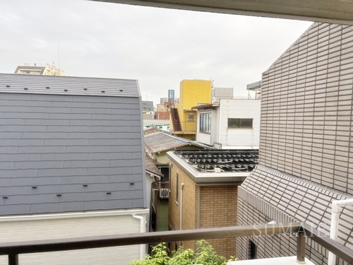 芝ハイツの展望|バルコニー側景色です。