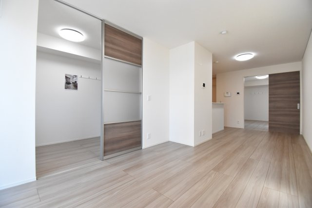 Clashist墨江(クラシストスミエ)の居間・リビング