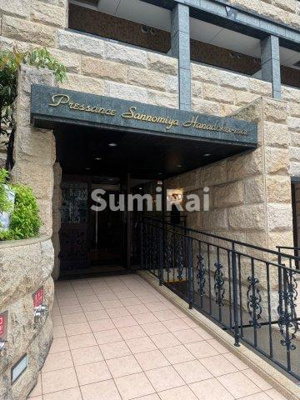 【エントランス】 | プレサンス三宮花時計前