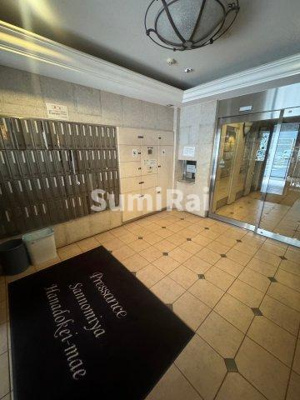 【エントランス】 | プレサンス三宮花時計前