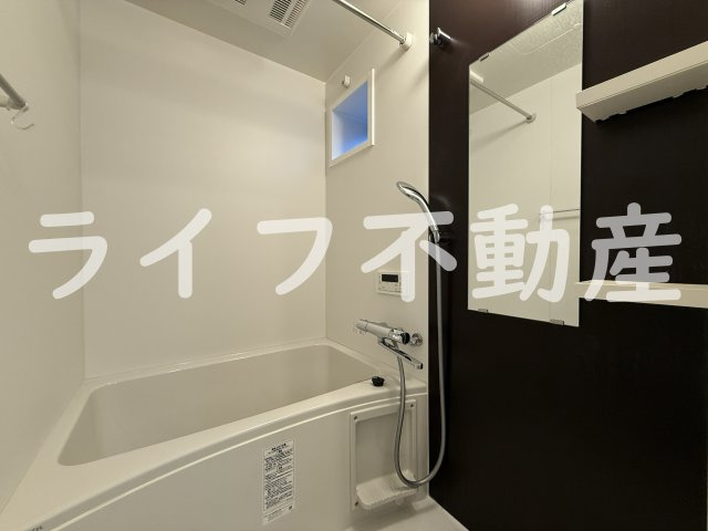 荒本フラワーレジデンスの浴室|きれいなお風呂です