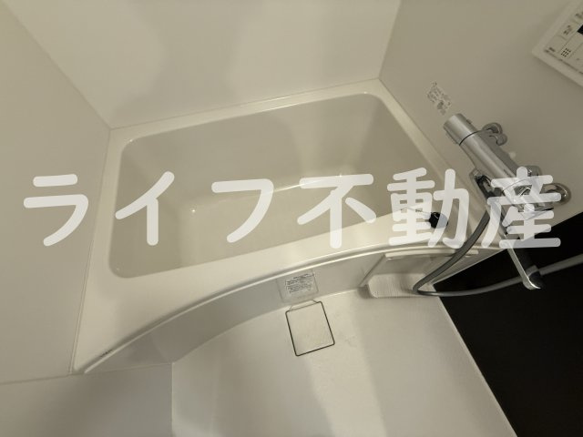 荒本フラワーレジデンスの浴室|きれいなお風呂です