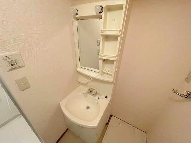 グランシャンブルの独立洗面台