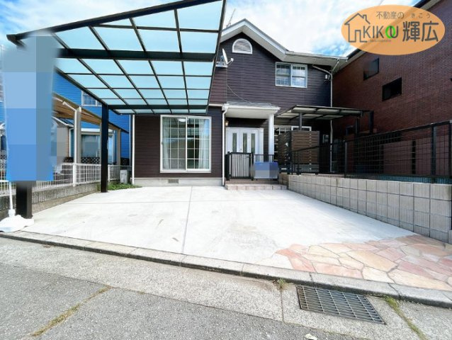 加古川市神野町石守　中古戸建の駐車場