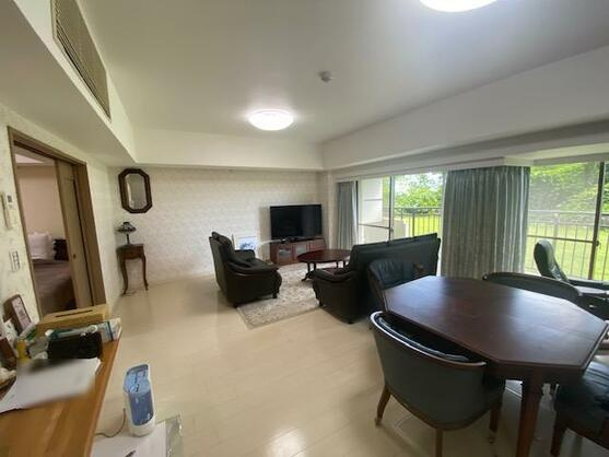 中銀ライフケア熱海第三伊豆山２３号館の居間・リビング