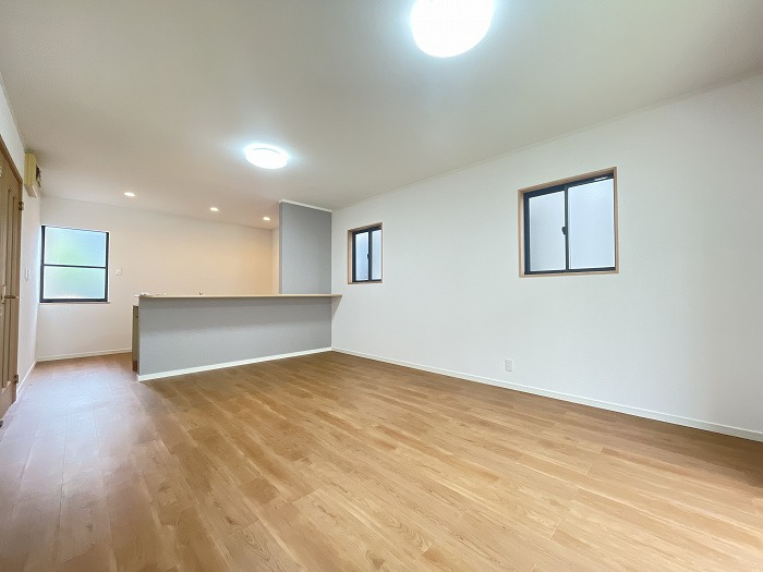 【居間・リビング】の画像