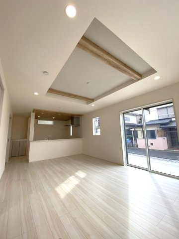 【居間・リビング】 | 川越市豊田町二丁目　新築戸建　1号棟