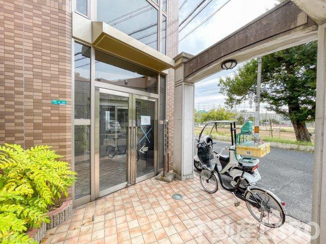 グレイスコートのエントランス