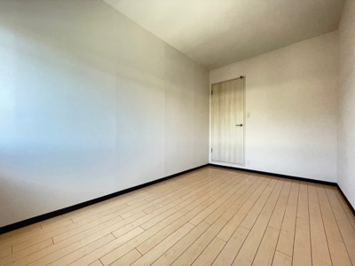 【洋室】 | NOVAVIA