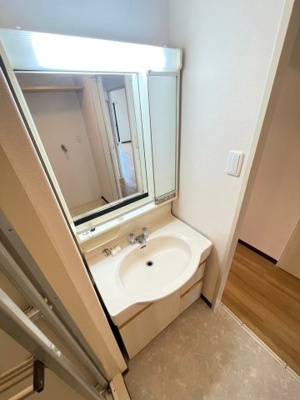 【内装】 | NOVAVIA