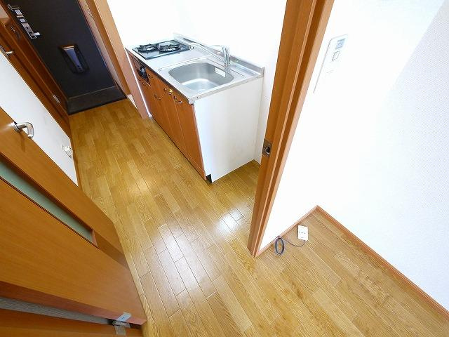 プランドール大和のキッチン|コンパクトなキッチンで掃除もラクラク