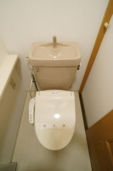 Ｔ’ｓ　ｇａｒｄｅｎ元町（旧アクシス元町）のトイレ