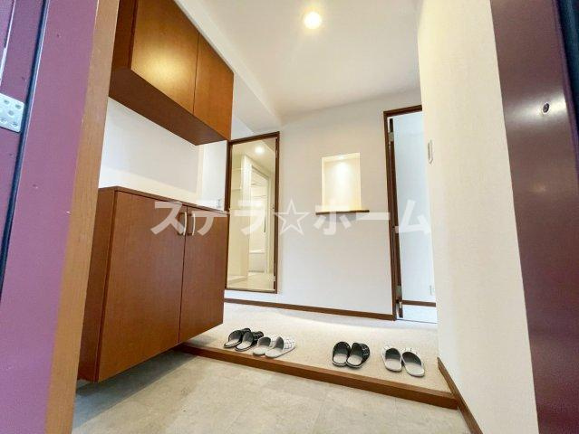 ベル・パークシティB棟の玄関|落ち着いた玄関です