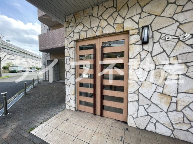 ロータリーマンション長田東のエントランス|毎日通るエントランスはこのようになっています