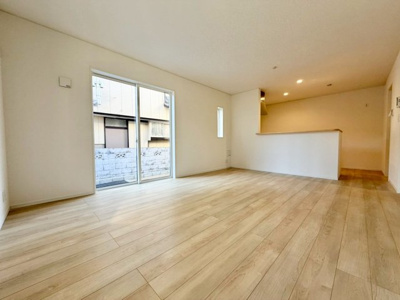 【居間・リビング】 | 銚子市松本町１号棟 | 施工例:即日のご見学も可能です。お気軽に0476-37-3888までお問合せ下さい。