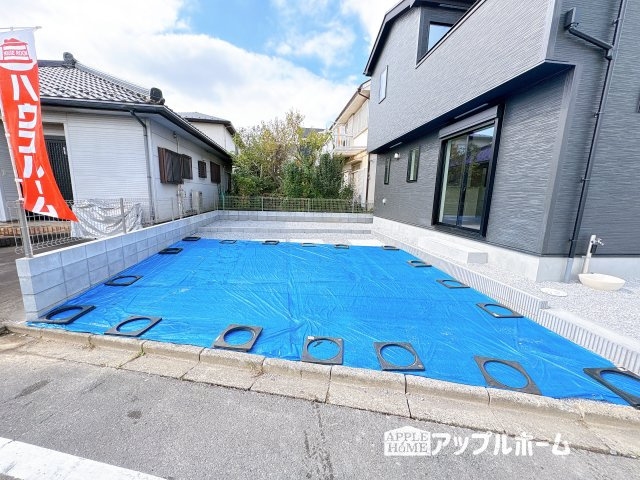 【新築戸建】坂戸市鶴舞14期 限定1棟の駐車場|駐車場は並列駐車2台分☆来客時も安心です♪セカンドカー用にもお使いいただけます。