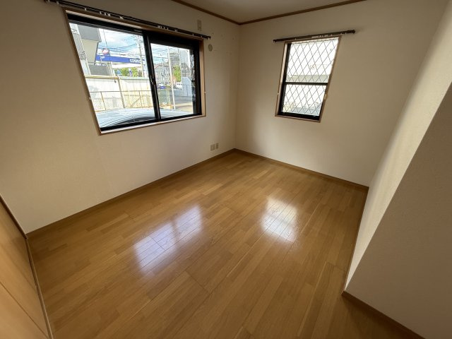 エイトハウス上野台の寝室