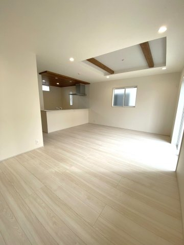【居間・リビング】 | 川越市豊田町二丁目　新築戸建　2号棟