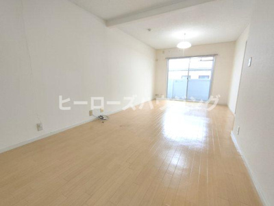 【居間・リビング】 | メゾンクレール | ※2025年10月中旬撮影！