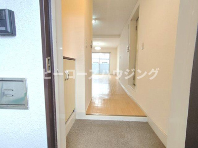 【玄関】 | メゾンクレール