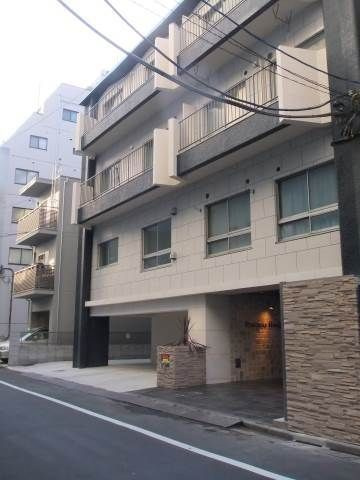 プレシアス本郷の外観