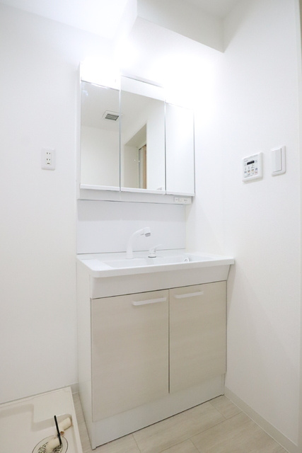 TreCourt灘の洗面所