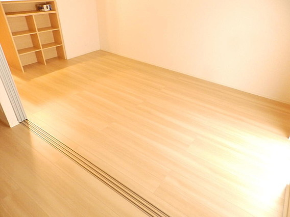 マ・メゾン岩屋の洋室