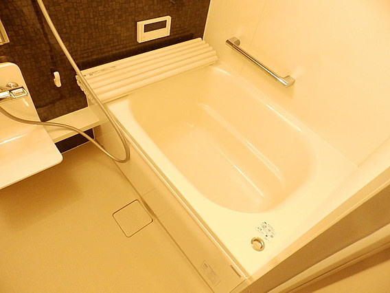 マ・メゾン岩屋の浴室