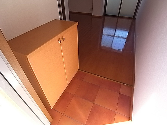 ウィング本山Ⅱの玄関