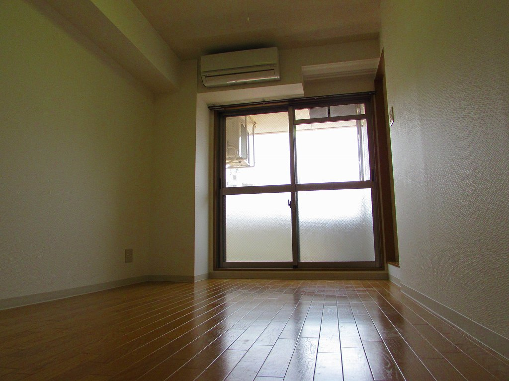 ラフォンテ新神戸の居間・リビング