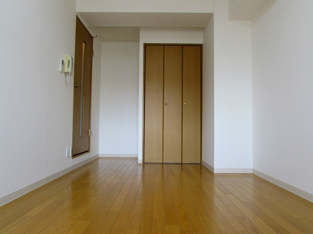 ラフォンテ新神戸の居間・リビング