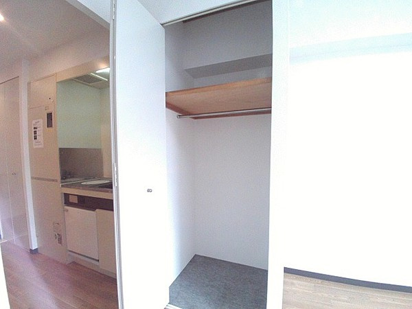 アージュ・リベルテ本山の収納