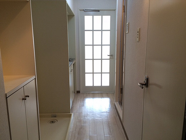 理光マンションの玄関