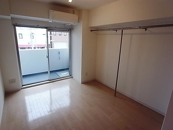 RECIA　ROKKOの洋室