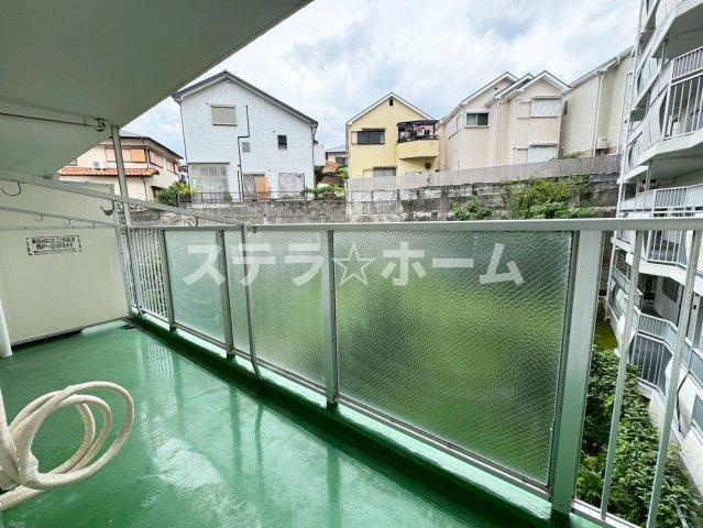 豊中緑ヶ丘サンハイツD棟のバルコニー|バルコニー付きです