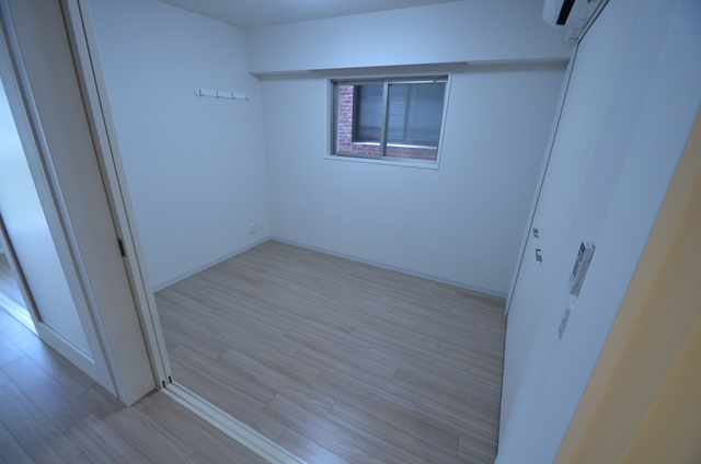 クロスレジデンス神戸元町（アーバネックスみなと元町２）の洋室