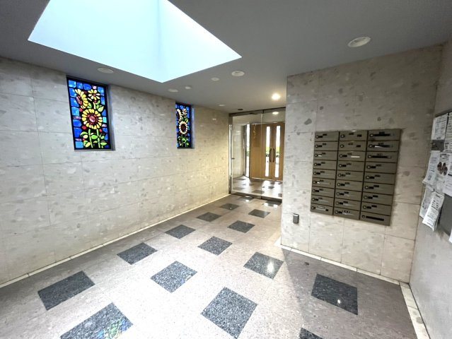 ルピナス瀬谷のエントランス|エントランス・メールボックス