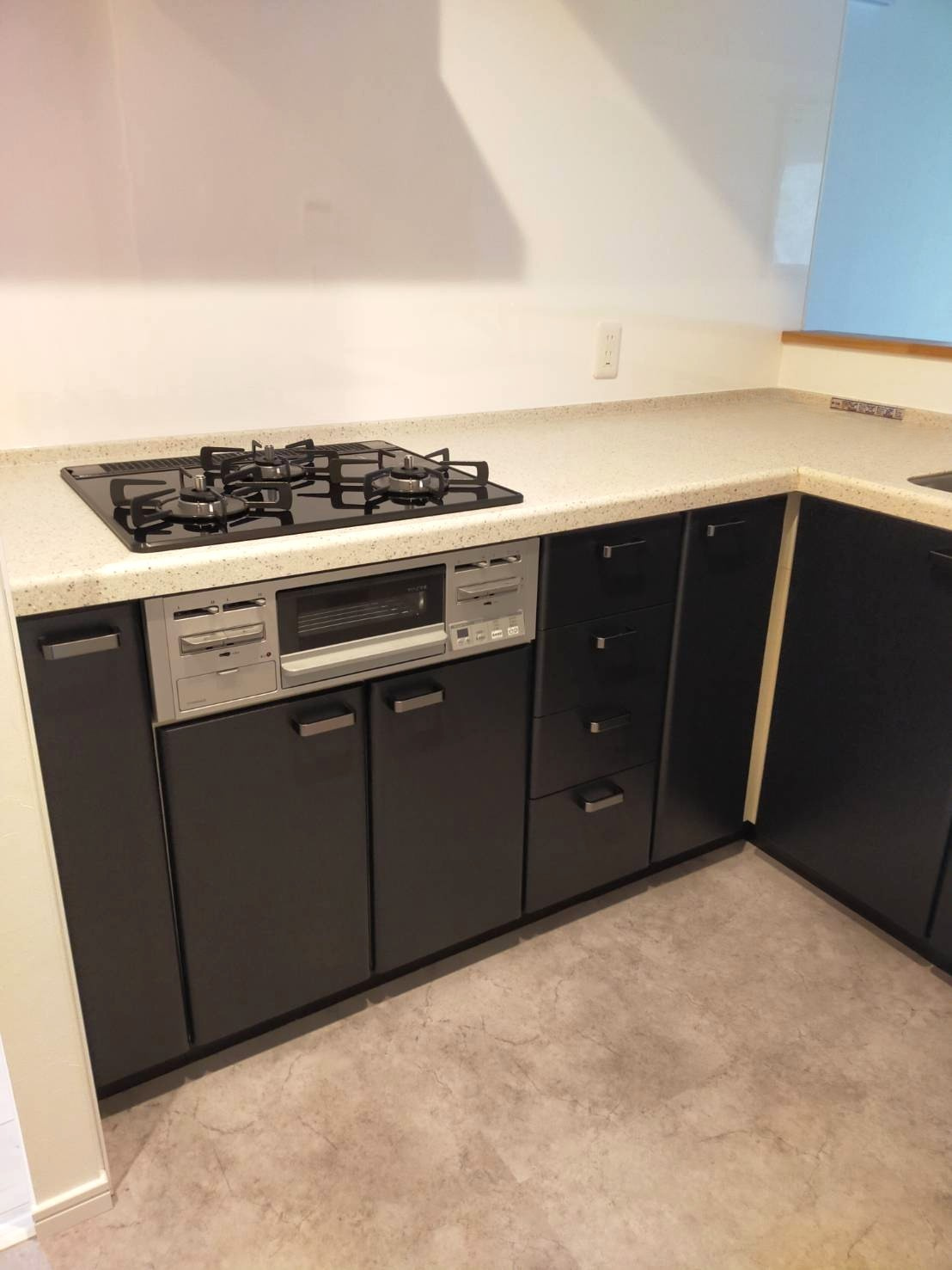 ルピナス瀬谷のキッチン|3口ガスコンロ