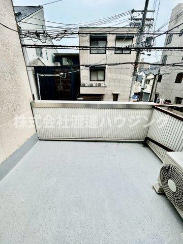 都島北通１丁目テラスハウスのバルコニー