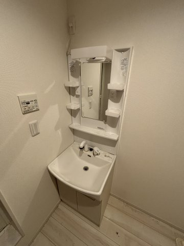 MELDIA行徳の独立洗面台