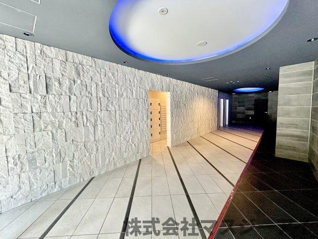 セレニテ東三国ミラクのロビー