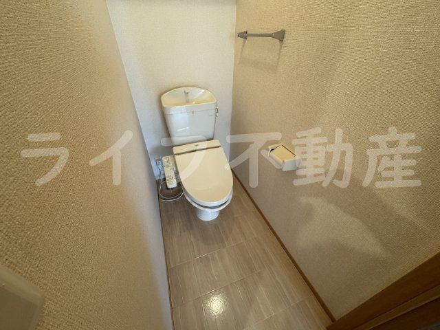 グレース中谷B棟のトイレ|ゆったりとした空間のトイレです