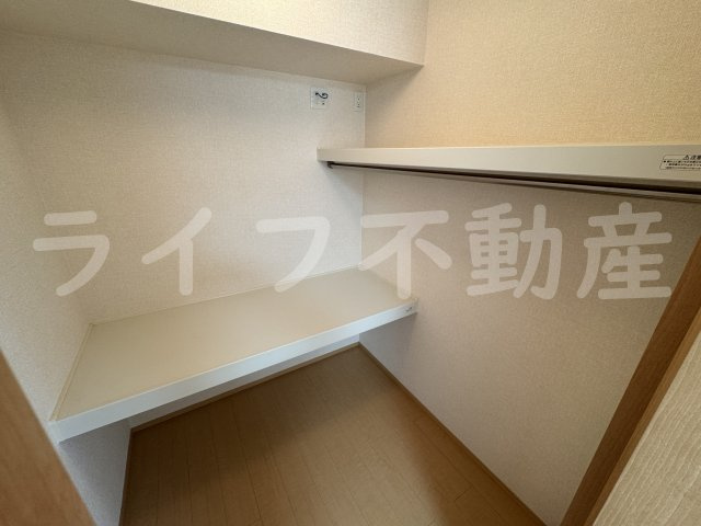 グレース中谷B棟の収納|こまごまとしたものを収納できそうですね